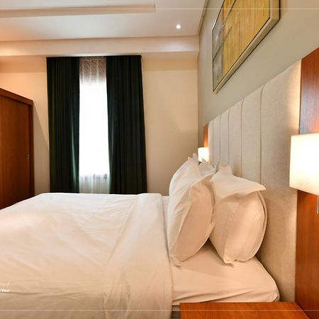 Roof Hotel Apartments Riad Exterior foto